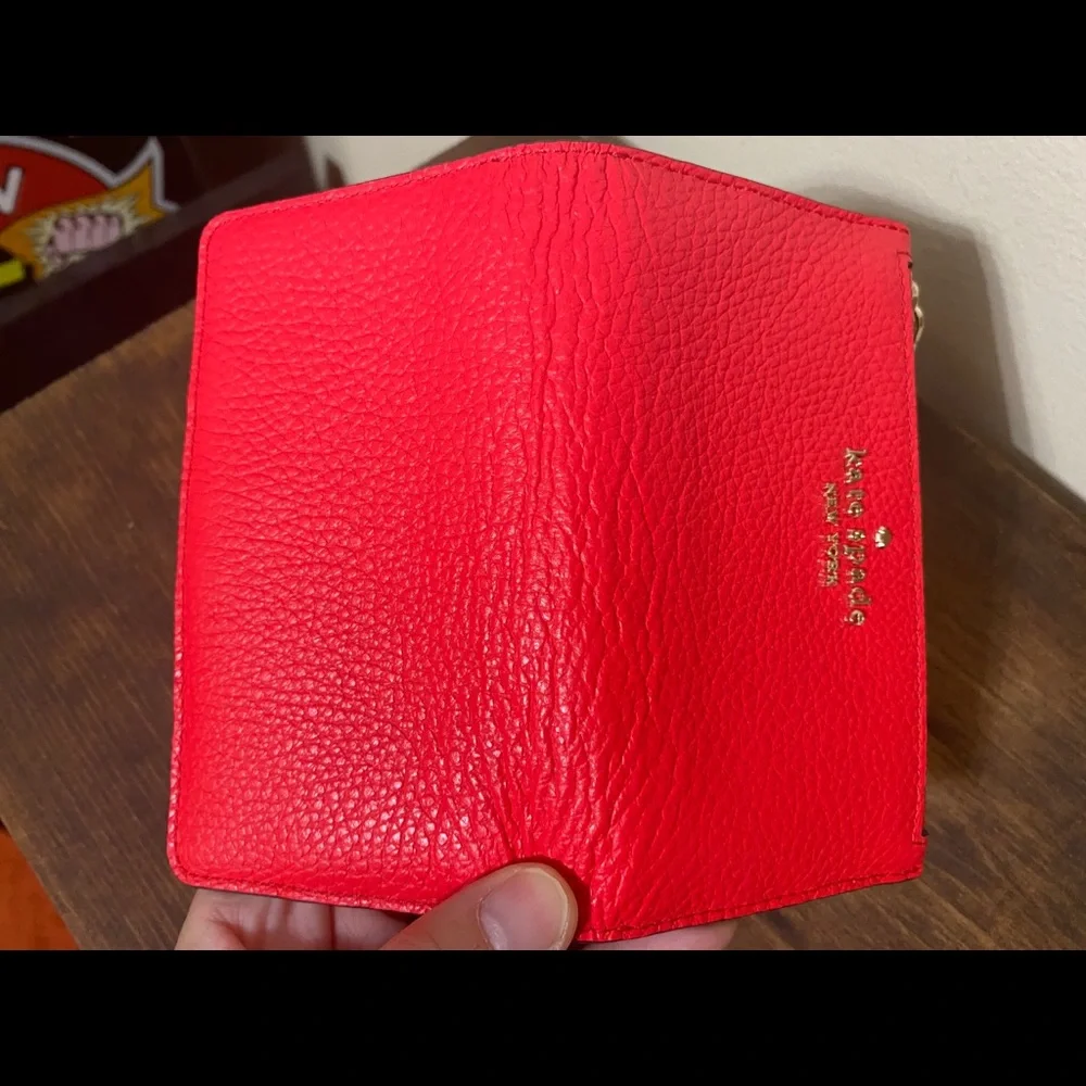 kate spade Red Pebbled Leather Zip Card Holder with Gold Logo